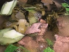 凉瓜酸菜牛腩汤底-为什么牛潮汕牛肉火锅(中信广场店)