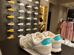 -Onitsuka Tiger(港汇恒隆广场店)