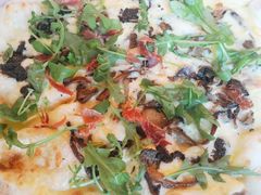 黑松露风干火腿披萨-COMMUNE幻师(渔人码头店)
