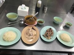 鸡肾＆鸡肝-红大哥水门鸡饭(總店)