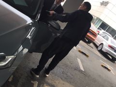 -成都中升汇迪奥迪4S店(奥特莱斯店)
