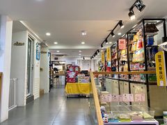 -宠小格时尚宠物生活馆(唐镇店)