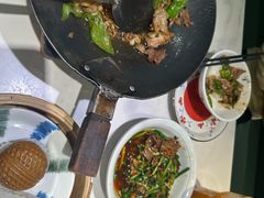 -费大厨辣椒炒肉(高铁吾悦广场店)
