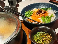 -芸山季·云南山珍菌火锅(人民广场来福士店)