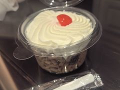 -红宝石·鲜奶小方·海派西点房(丰庄店)