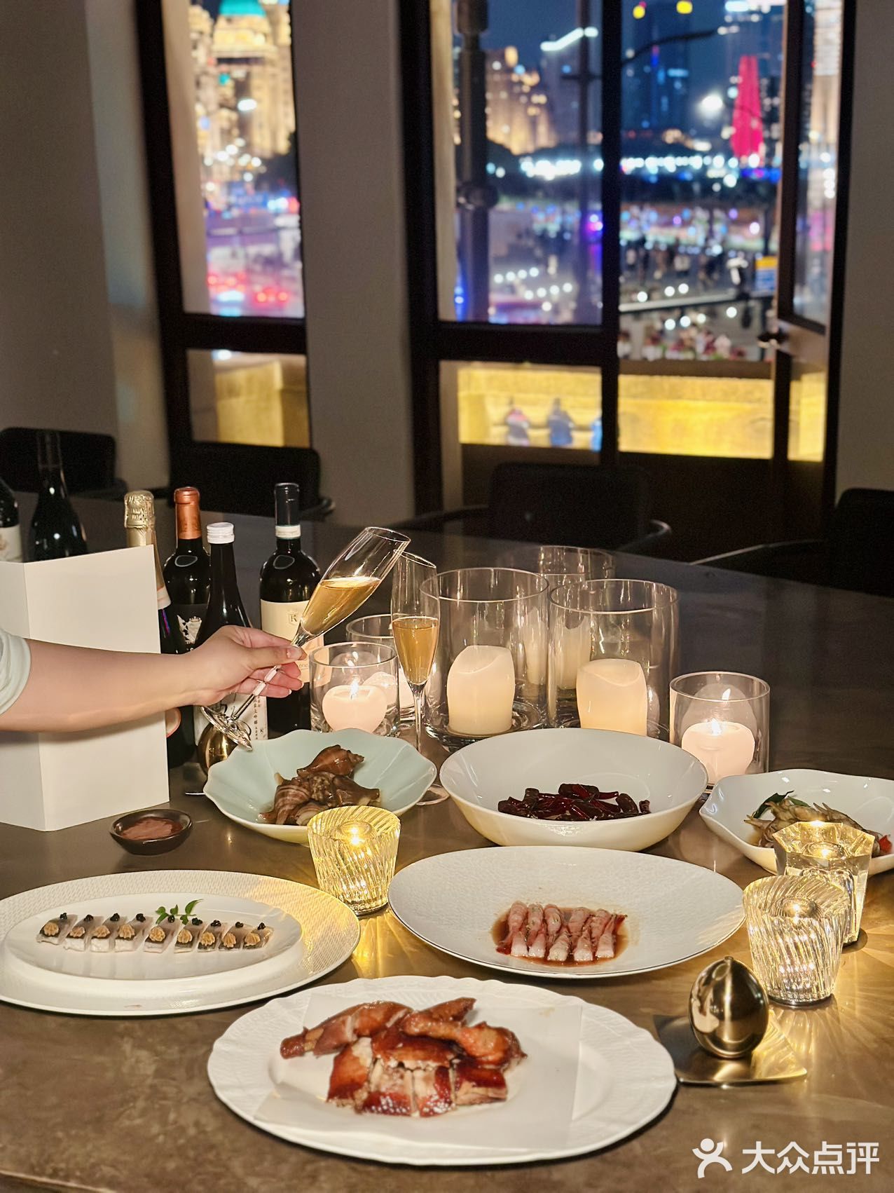 美景美食双在线，氛围感拿捏住啦