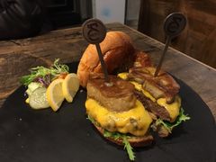 -HIGH FIVE哈福手工汉堡(桂林路店)