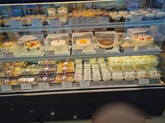 -红宝石·鲜奶小方·海派西点房(联洋店)