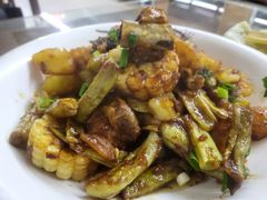 -鸿运美食府