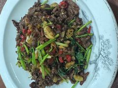 -湖南人家湘菜馆(镇江路店)