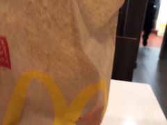 -麦当劳(深圳北站高铁店)