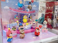 -泡泡玛特POPMART(蓝色港湾店)