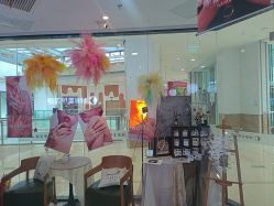 -鲸彩·美甲美睫科技护肤