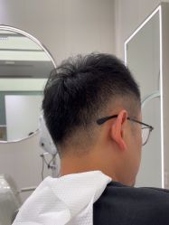 -PE SALON