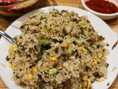 特色臊子蛋炒饭-嘉州叶婆婆钵钵鸡(建设路店)