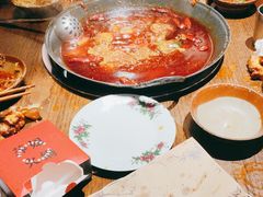 -萍姐火锅·公路夜市(武汉首店)