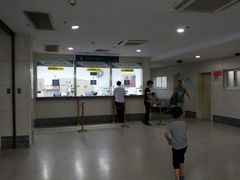 -上海市松江区中心医院