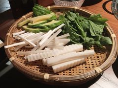 -花菇朵·云山雀 ll 野生菌锅·野果酸汤·精品滇菜(万柳店)