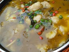 -有红鸡毛店·川菜(建设路店)