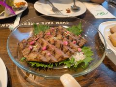 -Chom Cafe and Restaurant