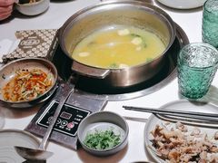 -喃喃椰·糟粕醋椰子鸡火锅(七堡花园店)