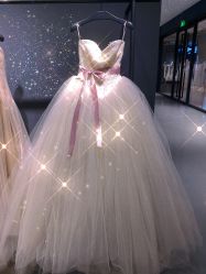 点击看大图 -Vera Wang婚纱礼服旗舰店