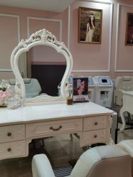 -Bollins波林丝•专研护发中心