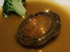古法鲍汁扣鲜鲍鱼皇-皇朝会.经典传统粤菜(外滩店)