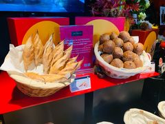 -Salon de The de Joel Robuchon(外滩18号店)