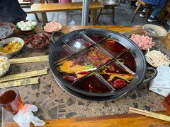 -正南齊北重庆老火锅(光华村直营店)