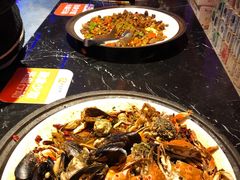 麻辣海鲜-春风十里海鲜火锅烤肉自助餐厅(华强店)