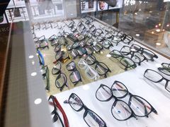 -三叶眼镜城·好视力眼镜店