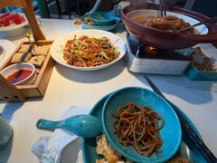 -荷塘秋月·本帮江浙菜(国权路店)