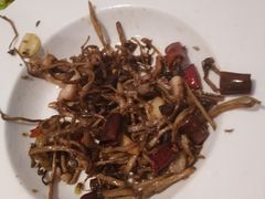 -京尊烤鸭店JINGZUN(春秀路店)