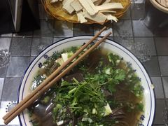 -陈仓老街美食天地