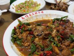 -鲁南仔·滕州炒鸡(经三路店)