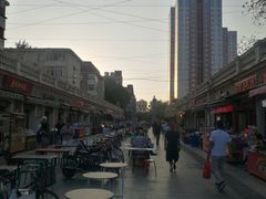 -中山美食街