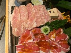 -铭牛烧肉·和牛海鲜自助(高新月牙湖店)