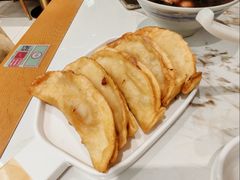 牛肉锅贴-莲湖糕团店·老秦淮小吃