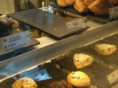 -星巴克臻选(济南恒隆店)