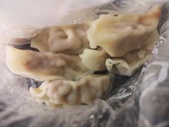 玉米鲜肉蒸饺-三津汤包(泛海拉菲店)