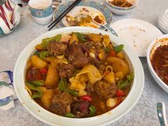 -汗腾格里·风味餐厅(新疆驻京办店)