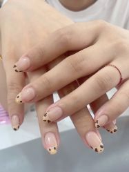 -尤米一站式美甲美睫