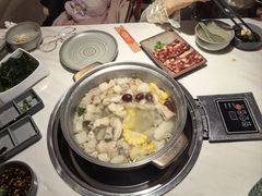 -喃喃椰·糟粕醋·椰子鸡火锅(七堡花园店)