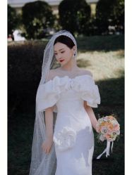 -Lady  Jane高端婚纱礼服馆