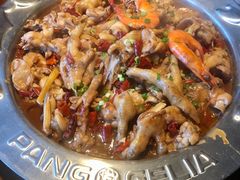 牛蛙煲-胖哥俩肉蟹煲(苏州中心店)