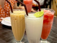 -J Daeng Seafood