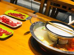 -养牛邓·潮汕牛肉海鲜自助火锅(广州店)