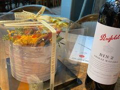 -小苍兰风铃草·礼物蛋糕(沈阳店)