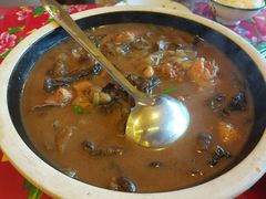 -闯关东东北农家菜(崂山石老人店)
